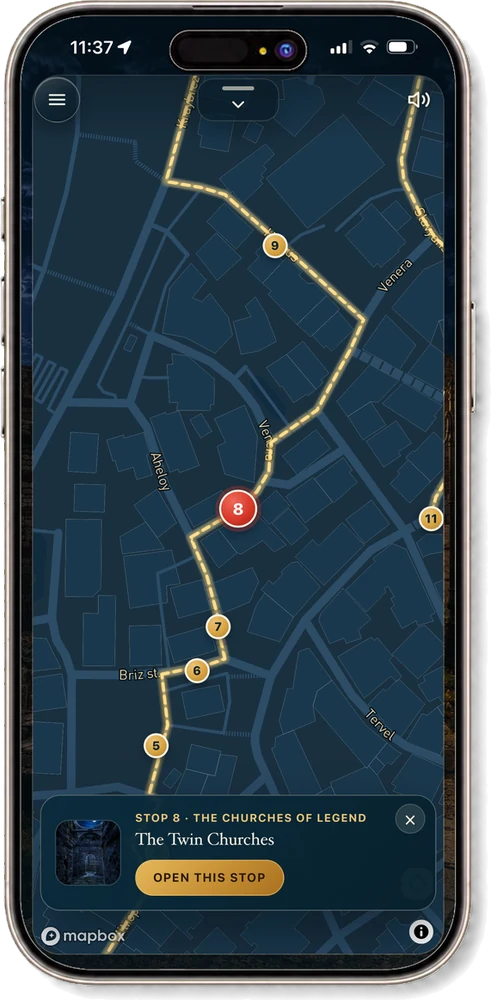 The guided tour map, showing the walking route and the next stop